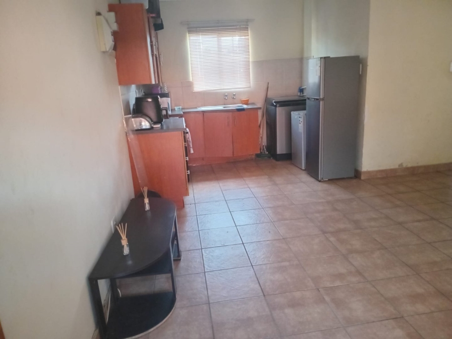 2 Bedroom Property for Sale in Rustenburg Central North West